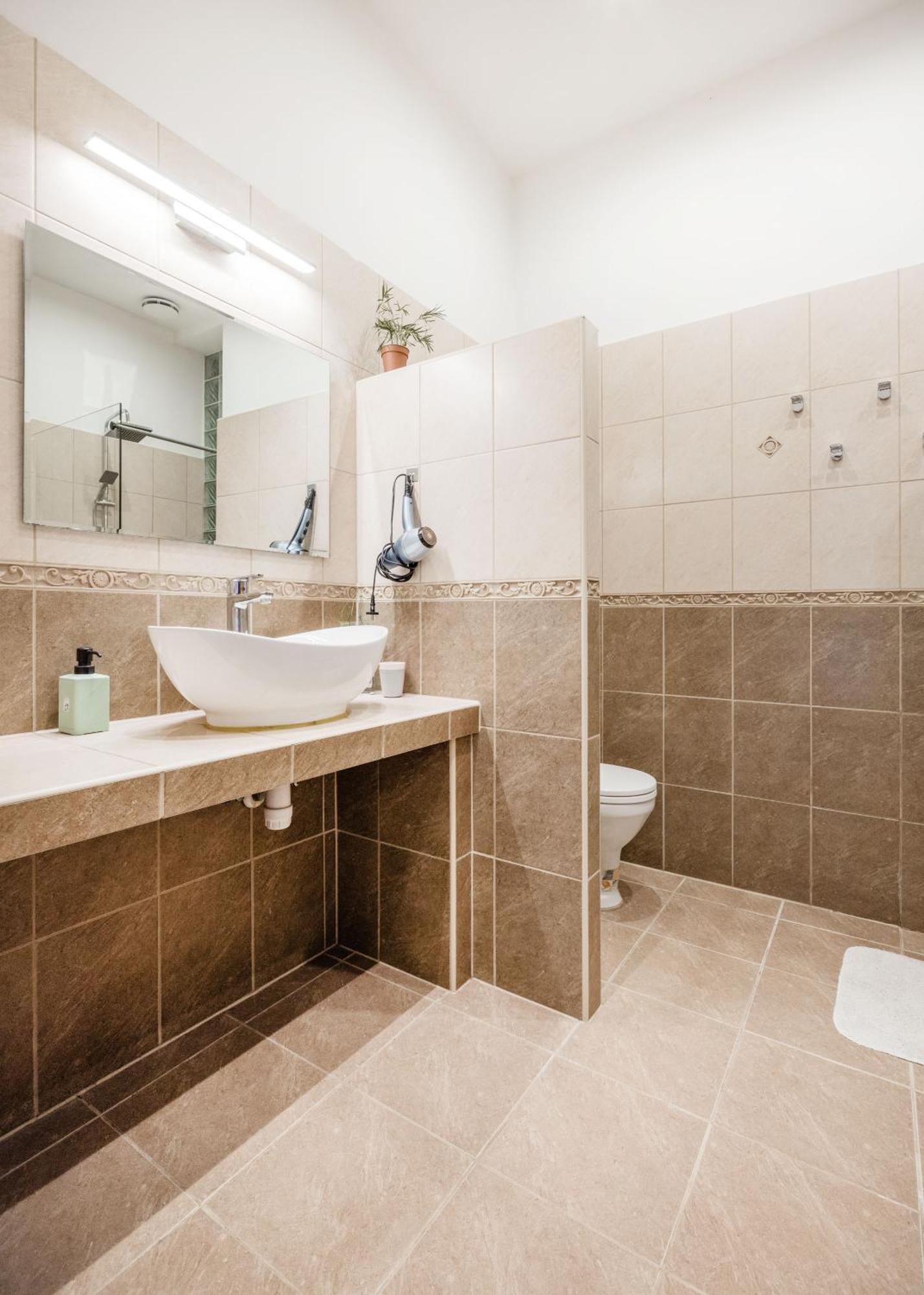 Modern Westend Citycenter Home 布达佩斯 外观 照片